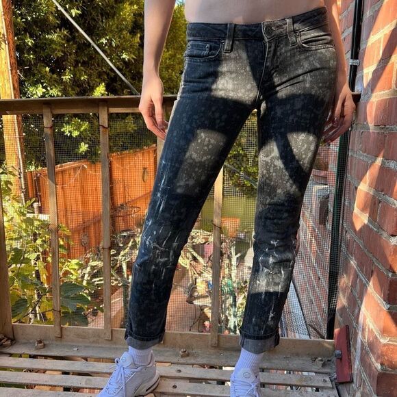 Marc by Marc Jacobs Vintage Jeans Black Denim Paint Splatter Distressed 25 Y2K - Picture 1 of 6